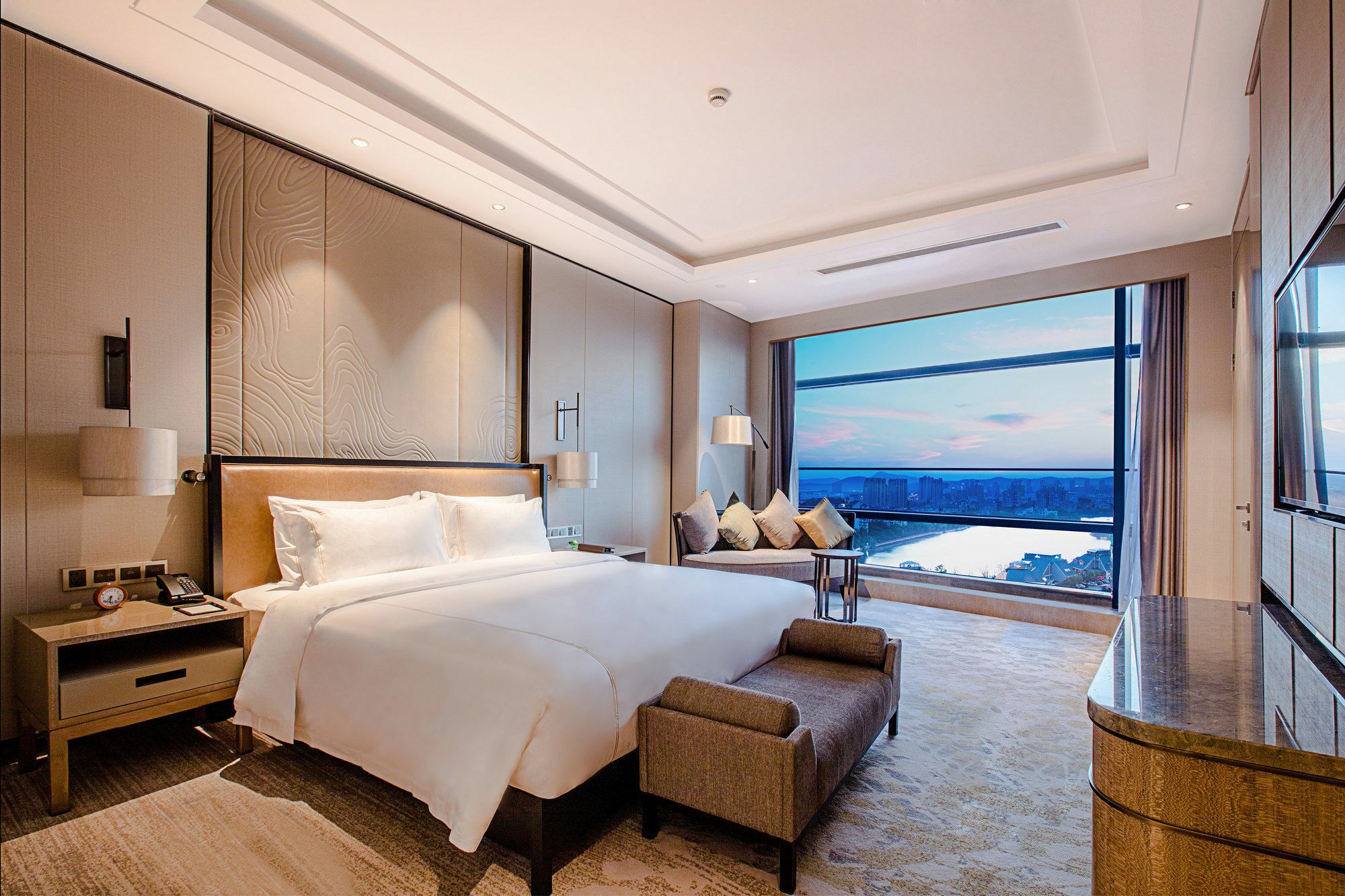 Nanjing Golden Eagle Summit Hotel Exterior photo